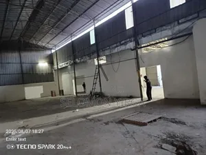 የሚከራይ መጋዘን ነዉ