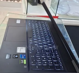 New Laptop HP Victus 16 16GB Intel Core I7 SSD 512GB