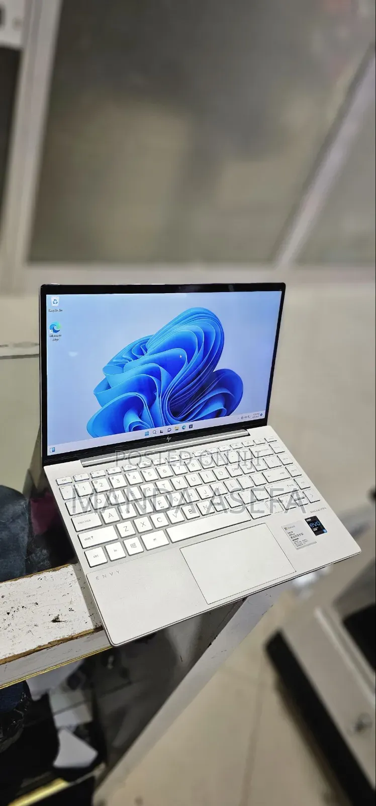 New Laptop HP Envy 13 16GB Intel Core I5 SSD 512GB