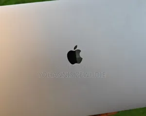 New Laptop Apple MacBook Pro 2019 16GB Intel Core I9 SSD 1T