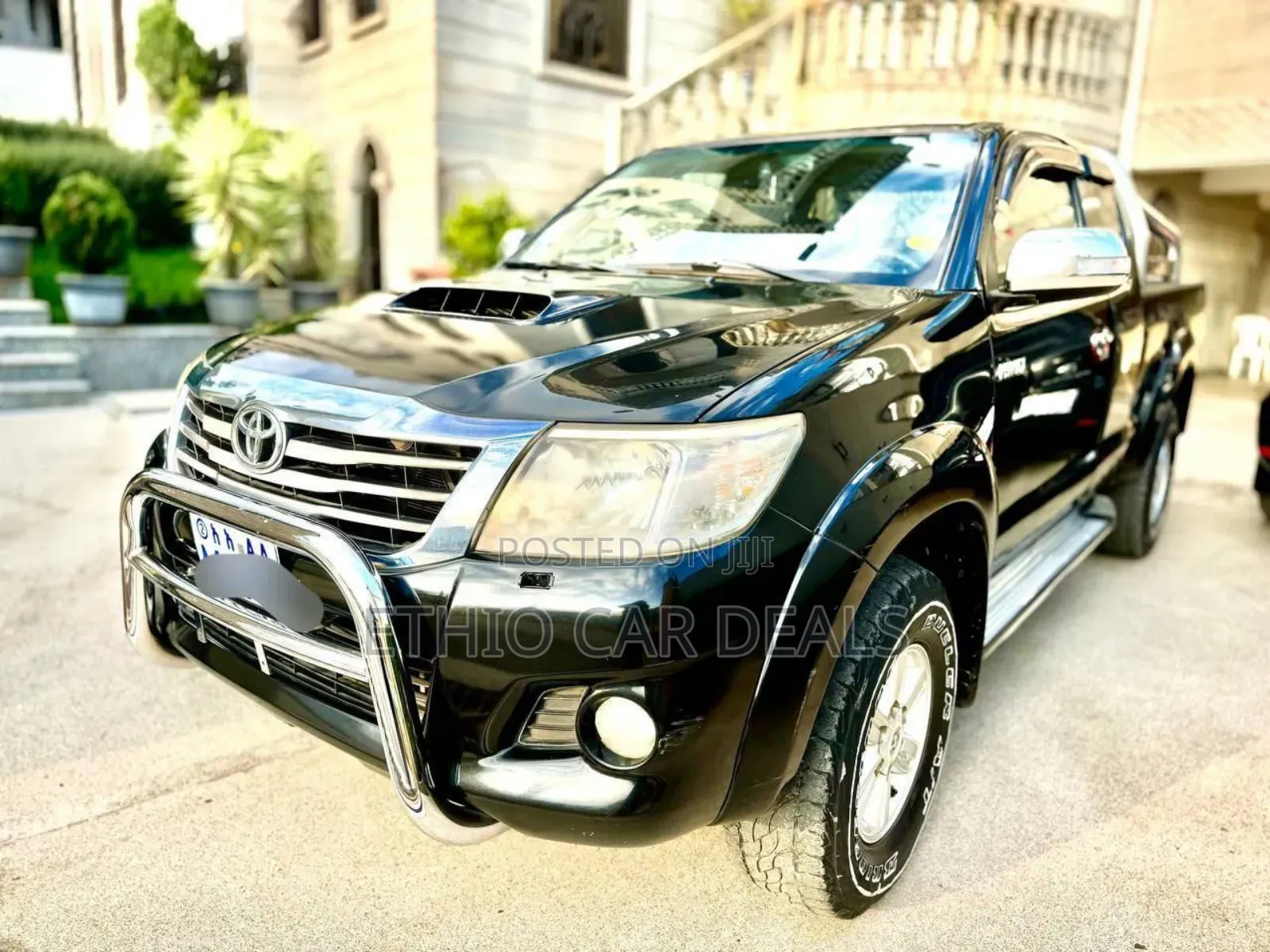 Toyota Hilux 2012 Black