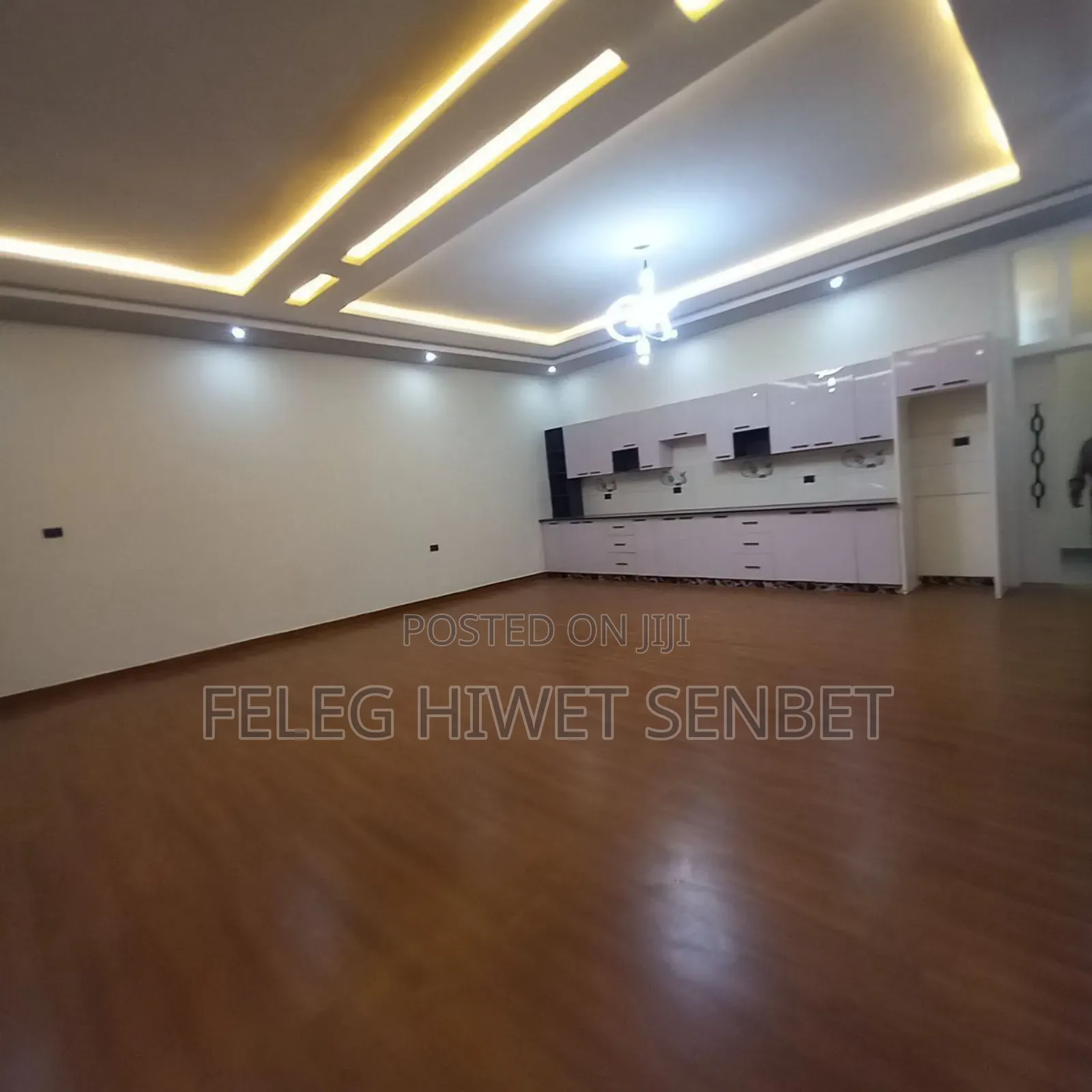 Furnished 8bdrm House in Aa, Bole for sale