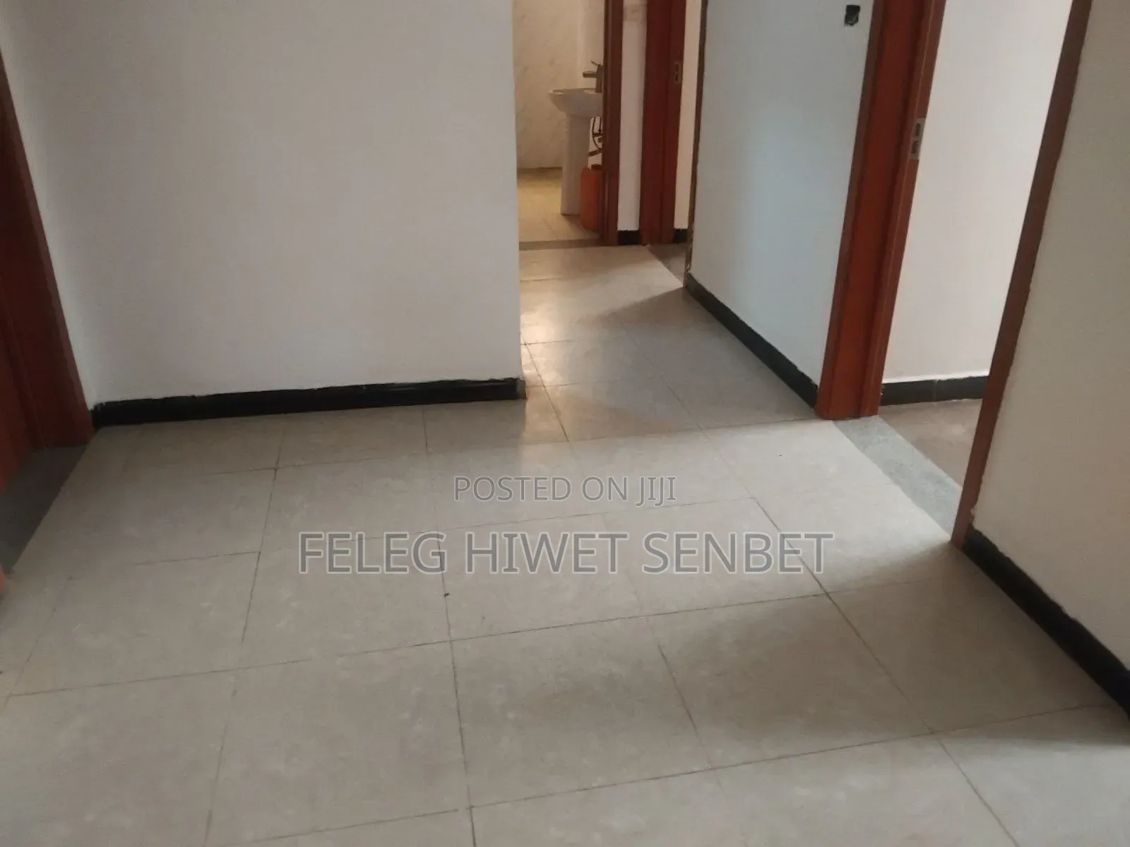Furnished 8bdrm House in Aa, Bole for sale