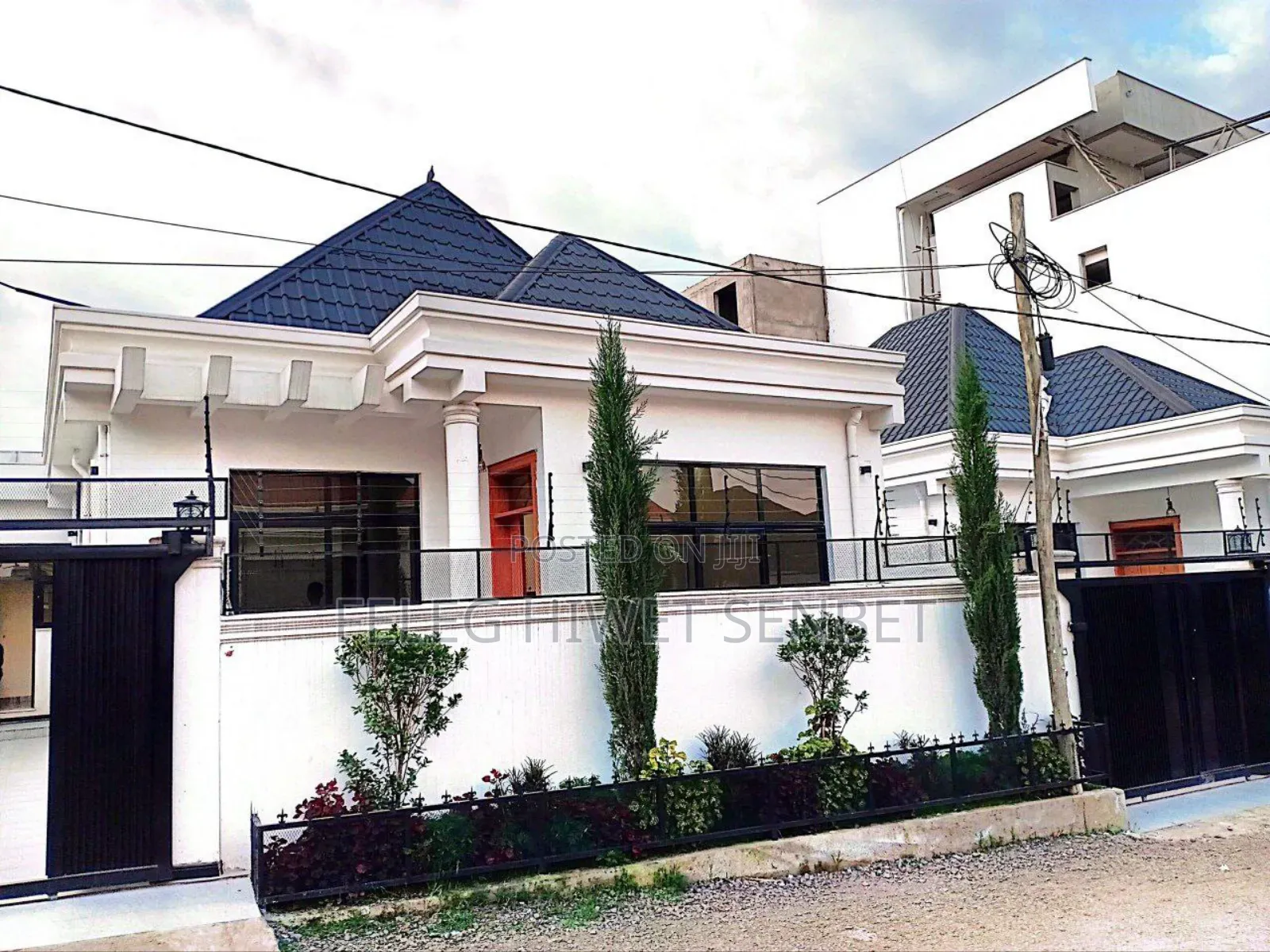 Furnished 5bdrm Villa in Aa, Bole for sale