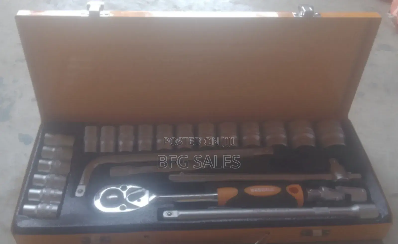 24 PCS 1/2" Socket Set(ሴት ጆደር)-German