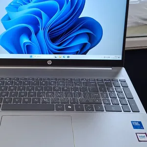 New Laptop HP Pavilion 15 16GB Intel Core Ultra 5 SSD 512GB