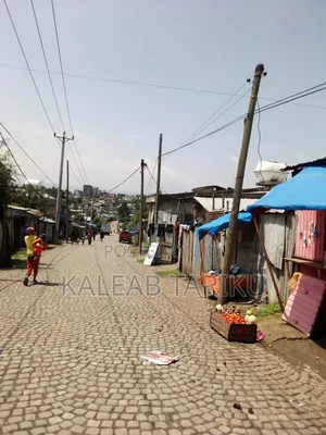 3bdrm House in Saris, Nifas Silk-Lafto for sale