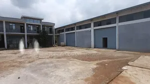 የሚከራይ መጋዘን ለድርጅት