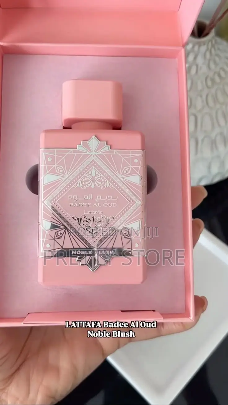 Badee Al Oud Noble Blush by Lattafa