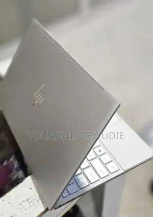 New Laptop HP Envy X360 8GB Intel Core I5 SSD 512GB