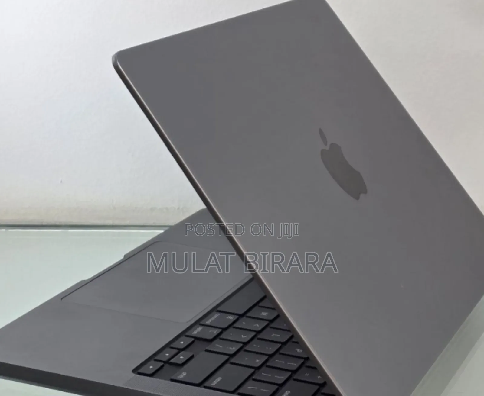 New Laptop Apple MacBook Pro 2023 M3 Pro 14-Inch 8GB Apple M3 SSD 512GB