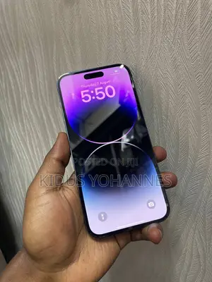 Photo - Apple iPhone 14 Pro Max 256 GB Purple