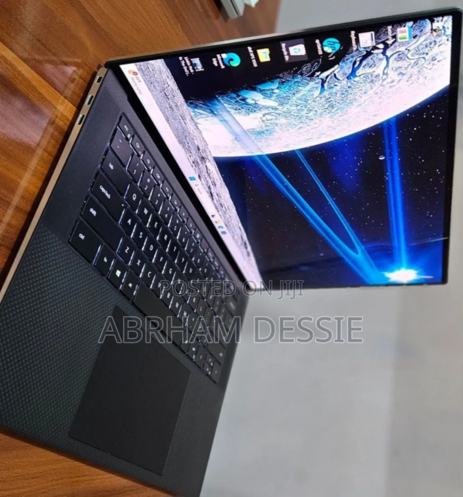 New Laptop Dell XPS 15 32GB Intel Core I7 SSD 512GB