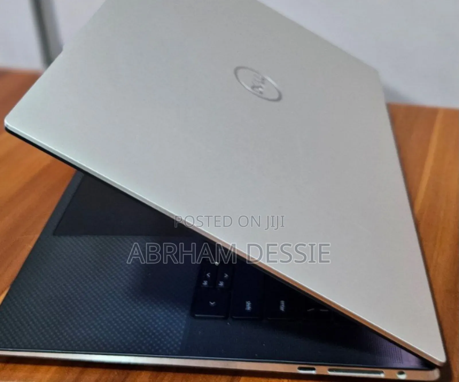 New Laptop Dell XPS 15 32GB Intel Core I7 SSD 512GB