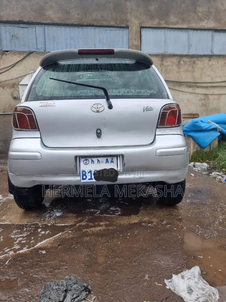 Toyota Vitz 2003 Silver