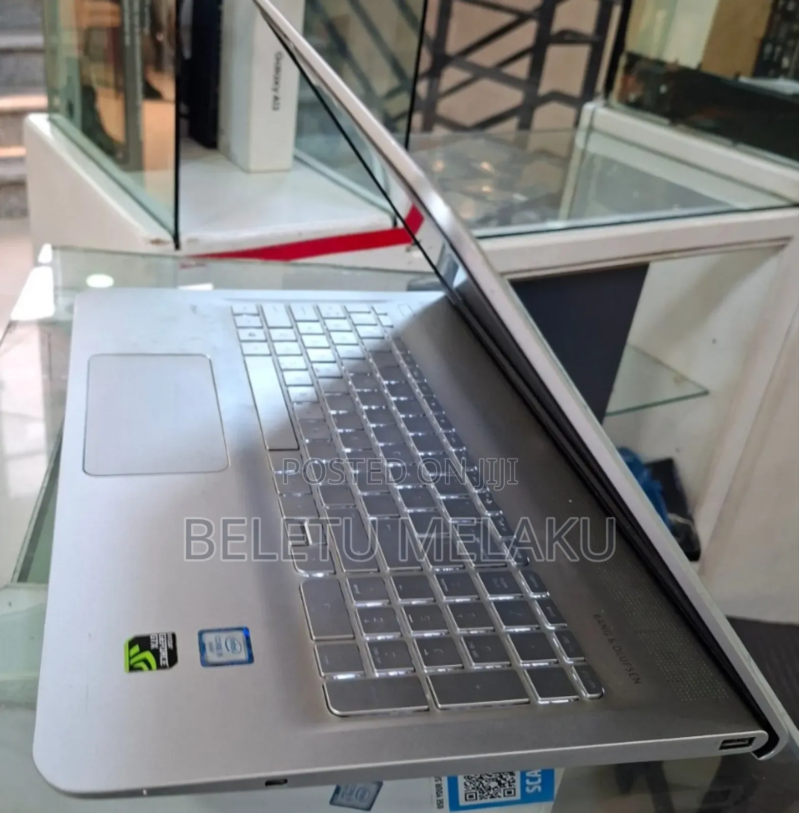 New Laptop HP Envy 15 12GB Intel Core I5 HDD 1T