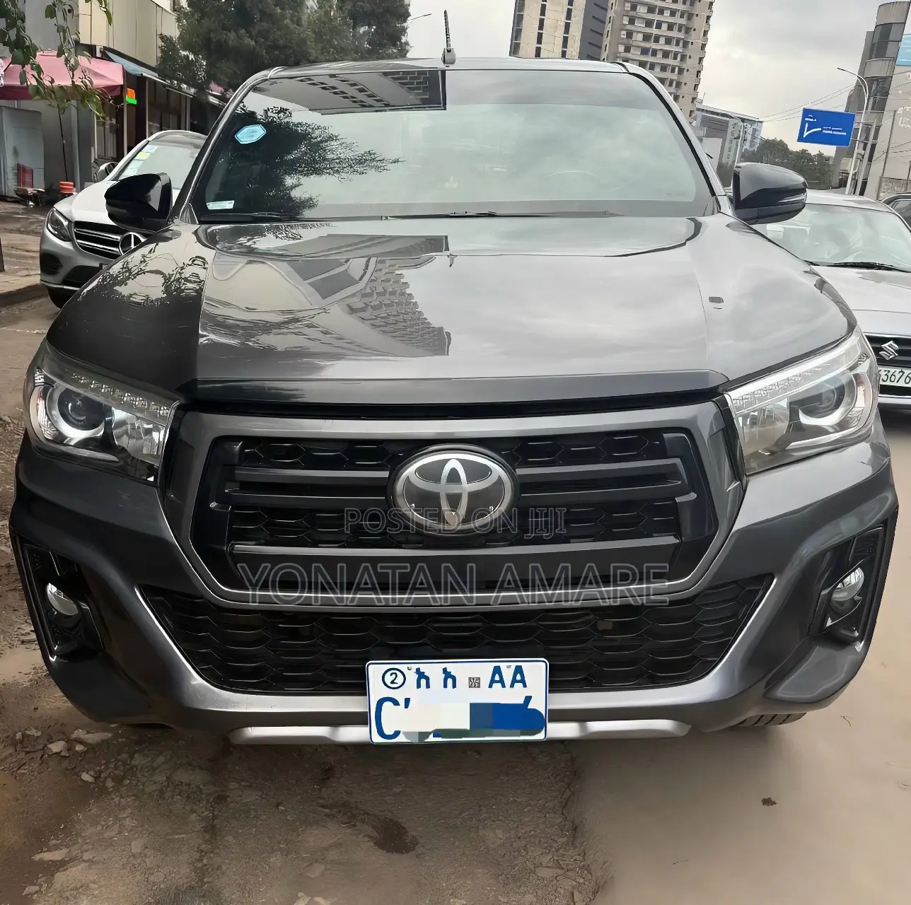 Toyota Hilux 2020 Gray