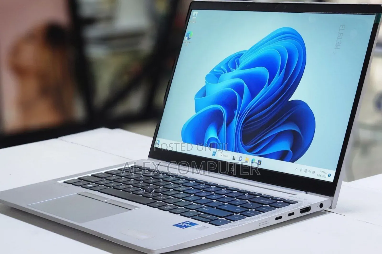 New Laptop HP EliteBook 840 G8 16GB Intel Core I7 SSD 512GB