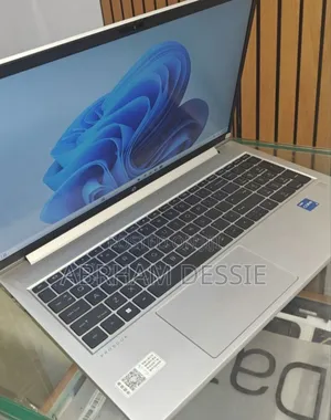 New Laptop HP 16GB Intel Core I5 SSD 512GB