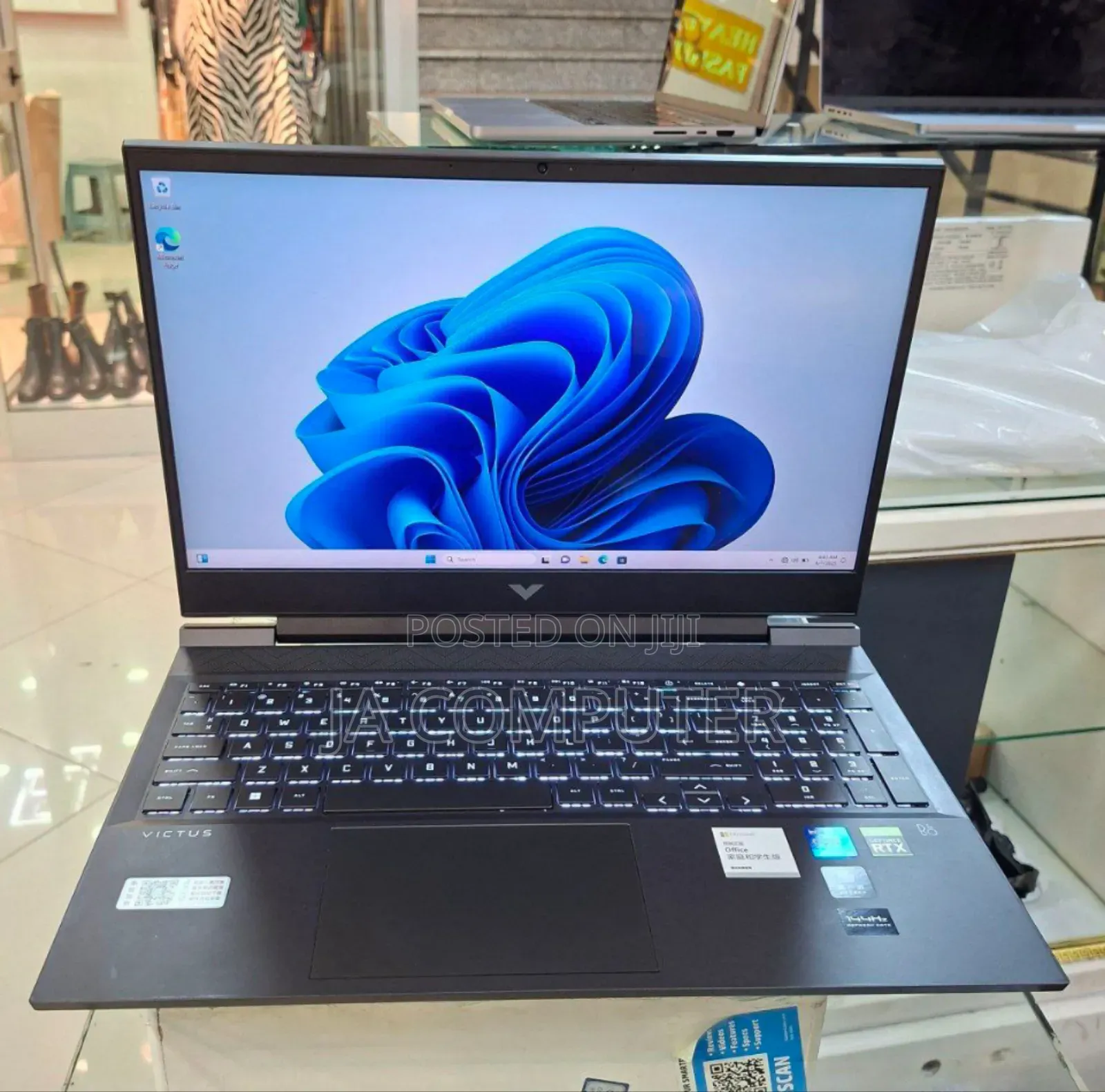 New Laptop HP Victus 16 16GB Intel Core I7 SSD 512GB