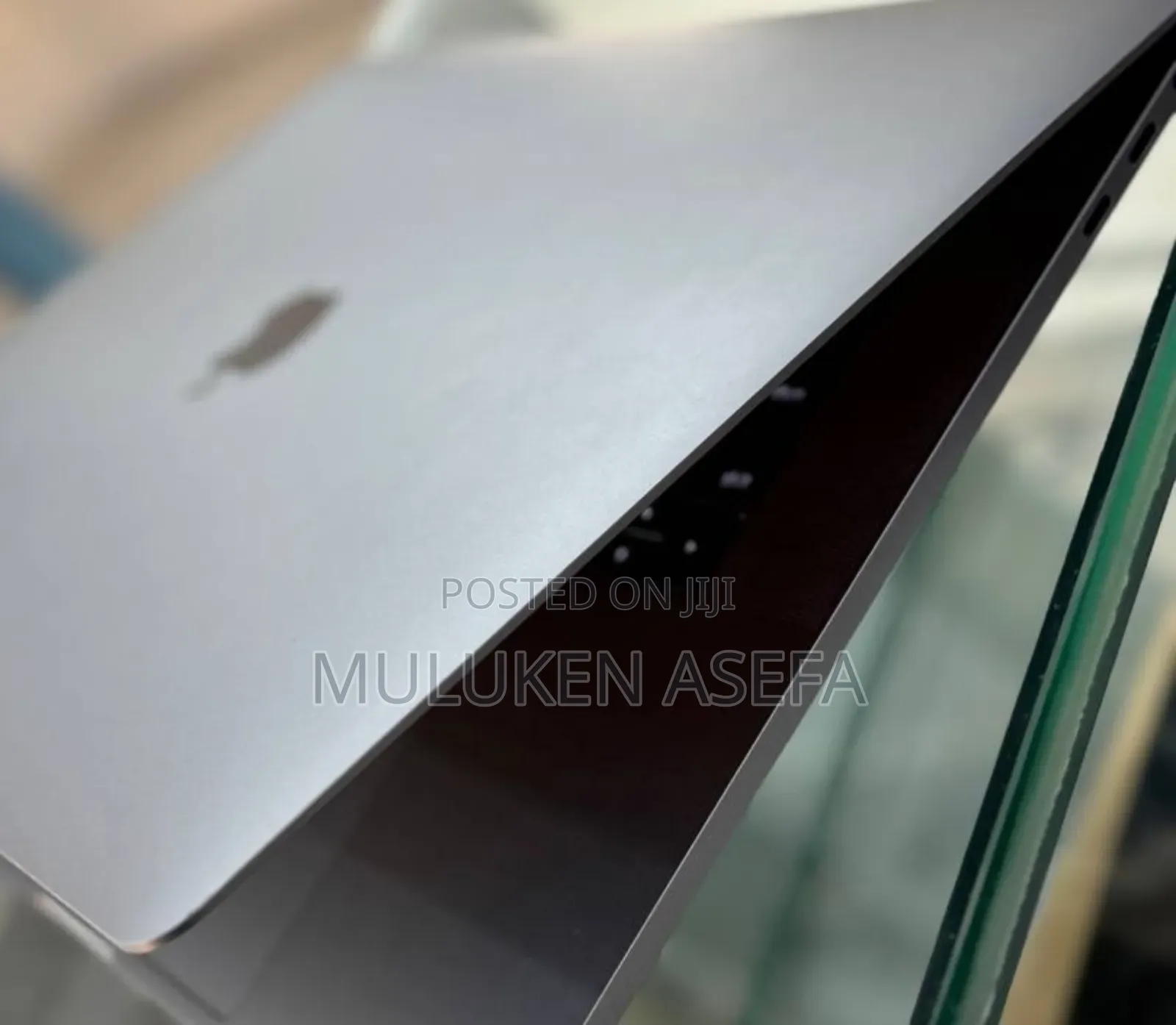 New Laptop Apple MacBook Pro 2017 16GB Intel Core I7 SSD 512GB