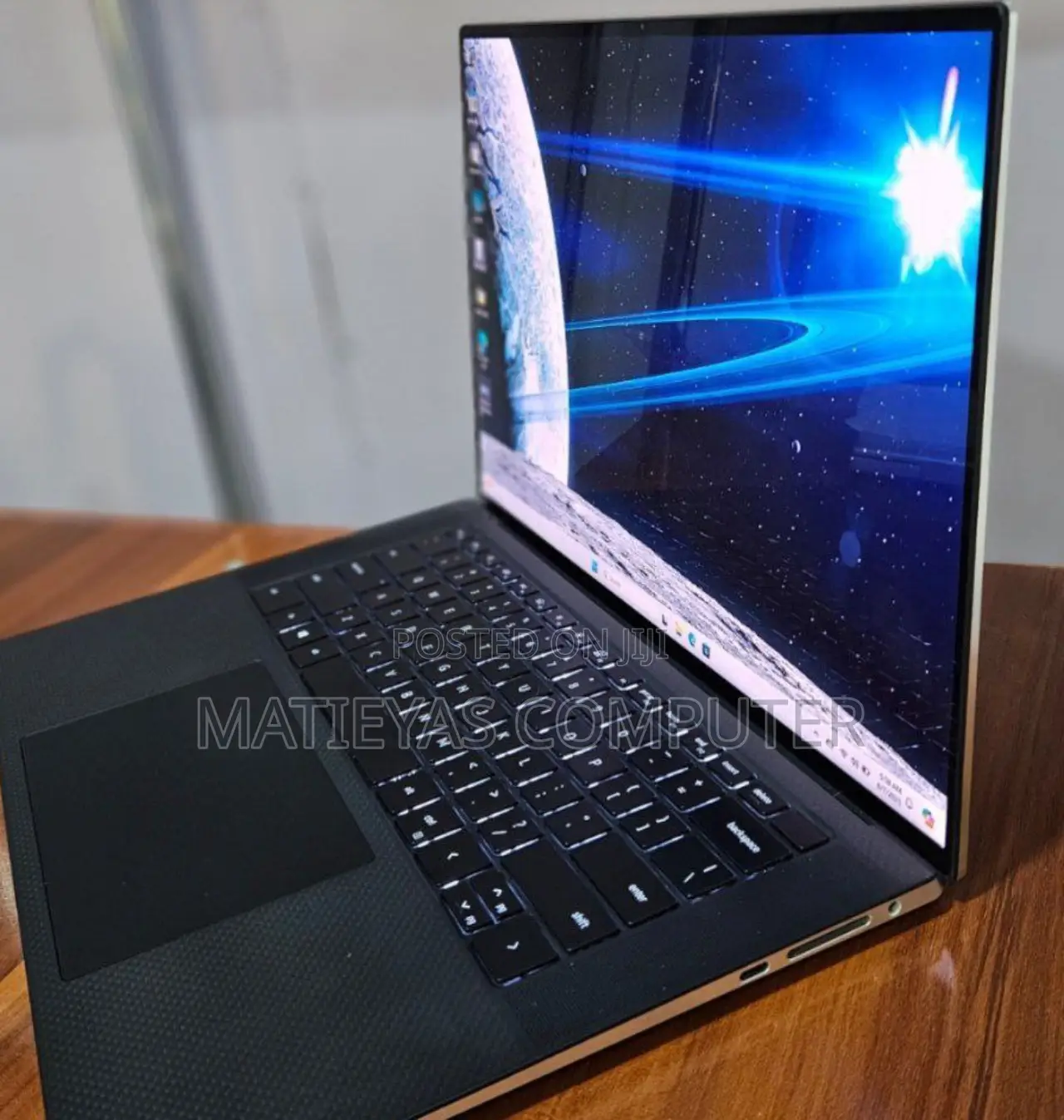 New Laptop Dell XPS 15 32GB Intel Core I7 SSD 512GB