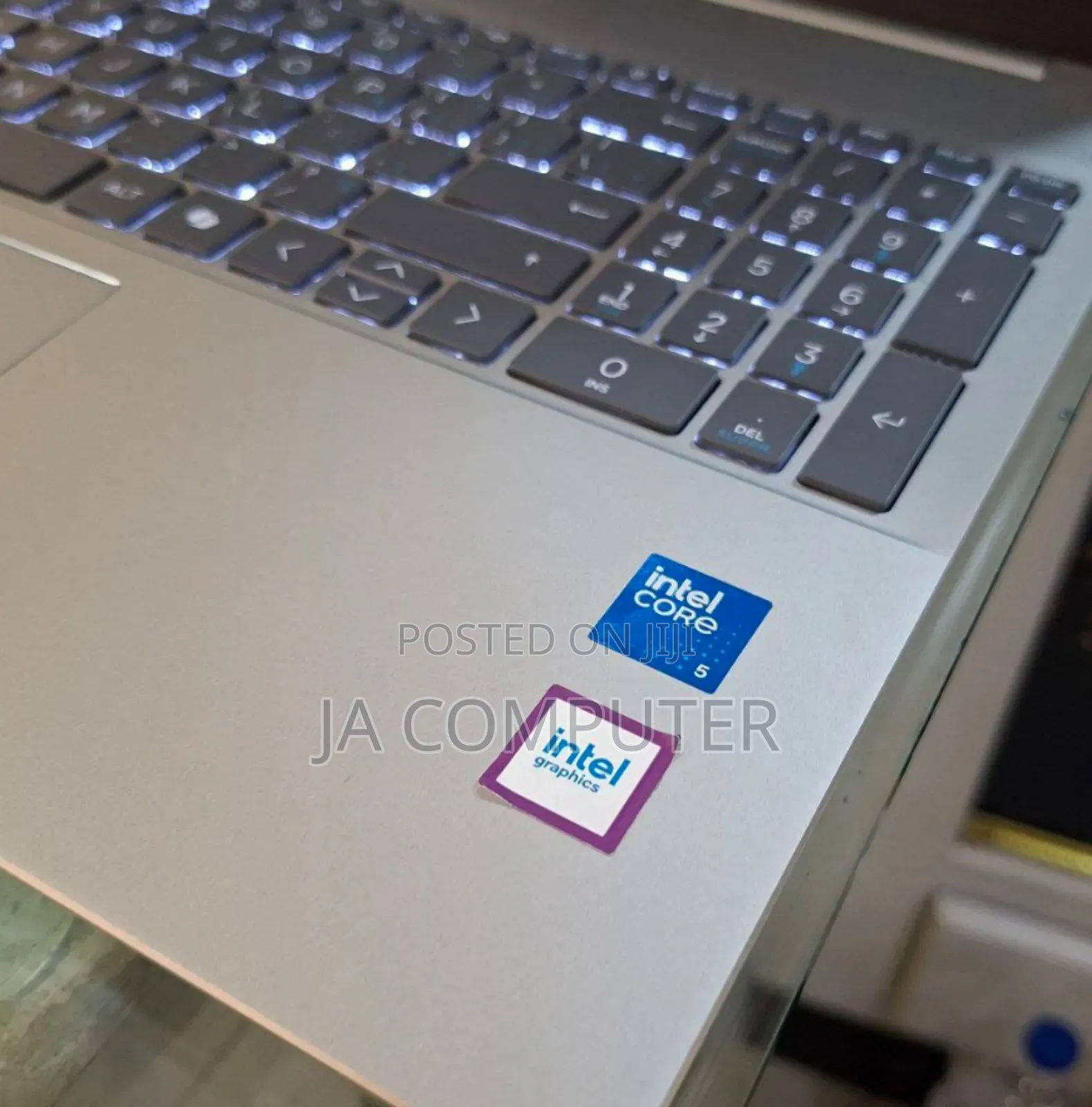 New Laptop HP Pavilion 15 8GB Intel Core Ultra 5 SSD 512GB