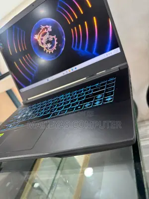 New Laptop MSI 16GB Intel Core I7 SSD 512GB