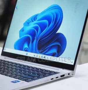 New Laptop HP EliteBook 840 G8 16GB Intel Core I7 SSD 512GB