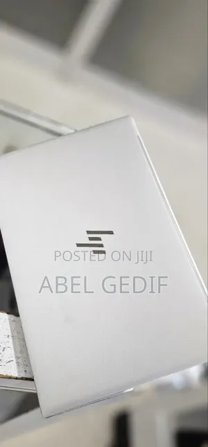 New Laptop HP Envy 14 8GB Intel Core I5 SSD 512GB