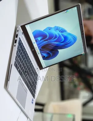 Photo - New Laptop HP 16GB Intel Core I7 SSD 512GB