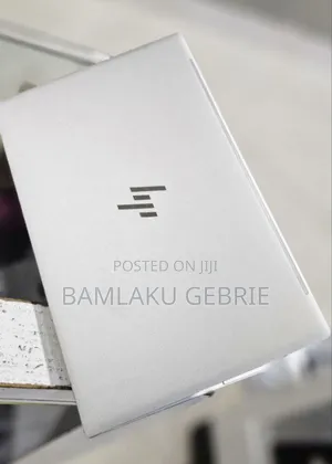 Photo - New Laptop HP Envy X2 16GB Intel Core I5 SSD 512GB