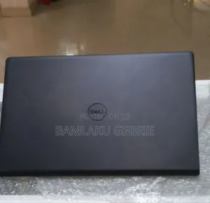 New Laptop Dell Vostro 3520 8GB Intel Core I5 SSD 1T