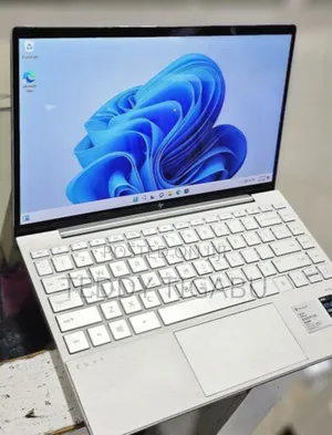 New Laptop HP 16GB Intel Core I5 SSD 512GB