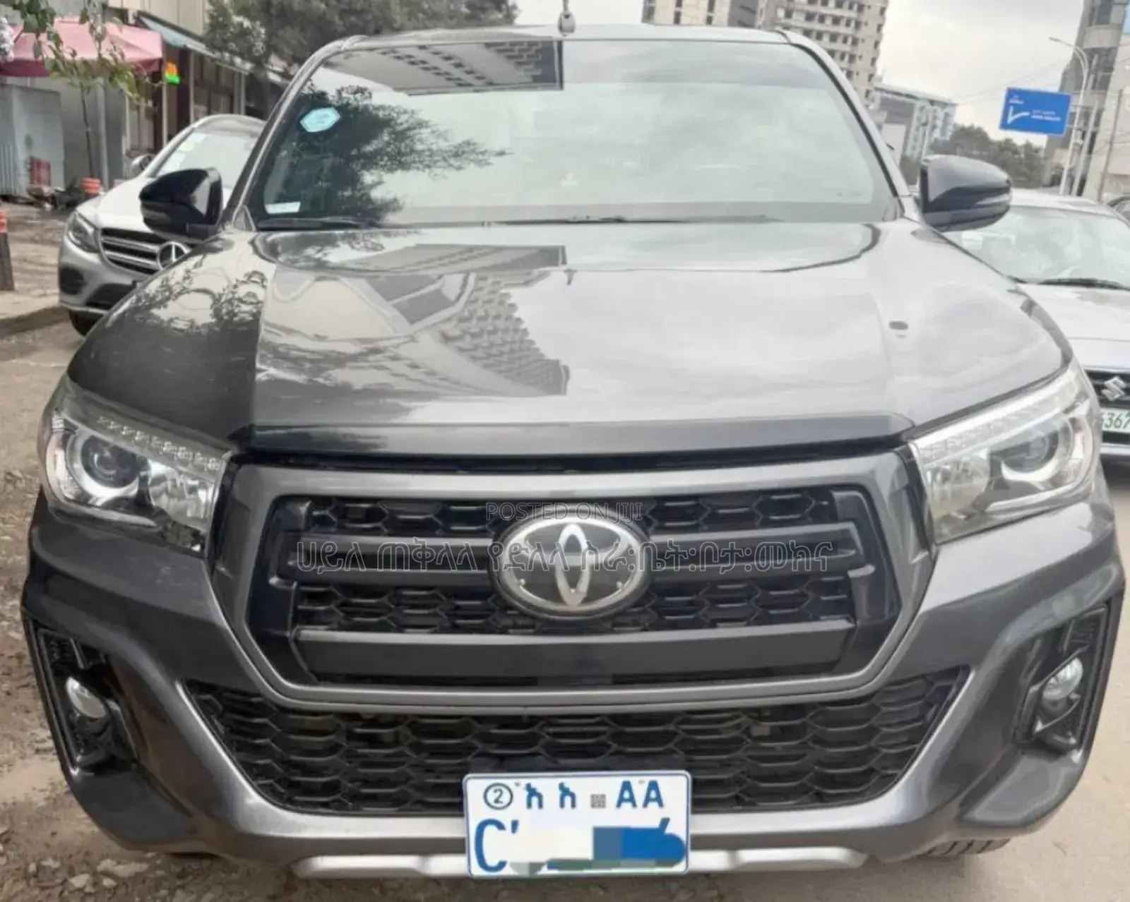 Toyota Hilux 2020 Gray