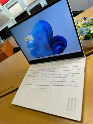 New Laptop HP Omen Transcend 14-Fb0023dx 16GB Intel Core I9 SSD 1T