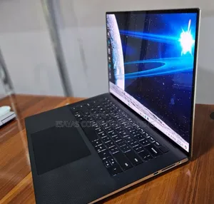 New Laptop Dell XPS 15 32GB Intel Core I7 SSD 512GB