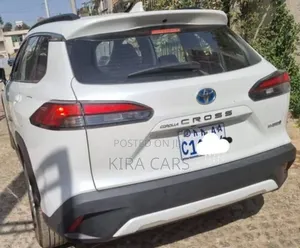 Toyota Corolla Cross 2022 White