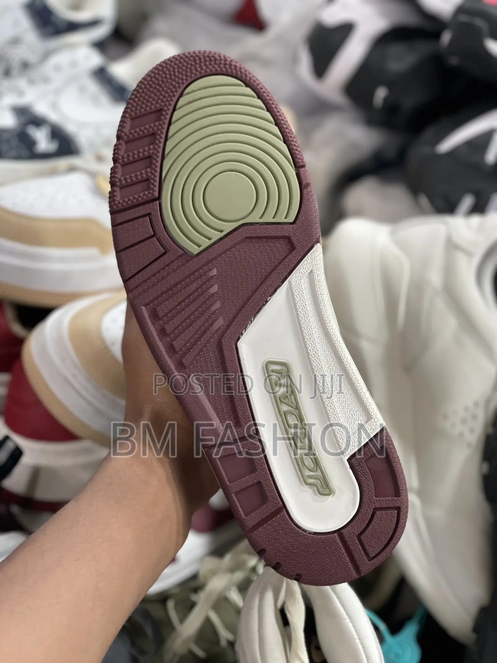 Air Jordan 1 Retro Shutter White Creamy Stylish Sneakers