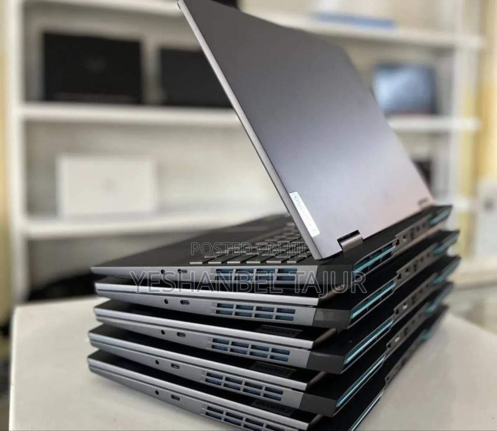 New Laptop Lenovo LOQ 15IRH8 16GB Intel Core I5 SSD 512GB