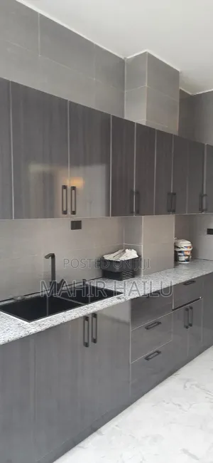 7bdrm House in ፊጋ, Bole for rent