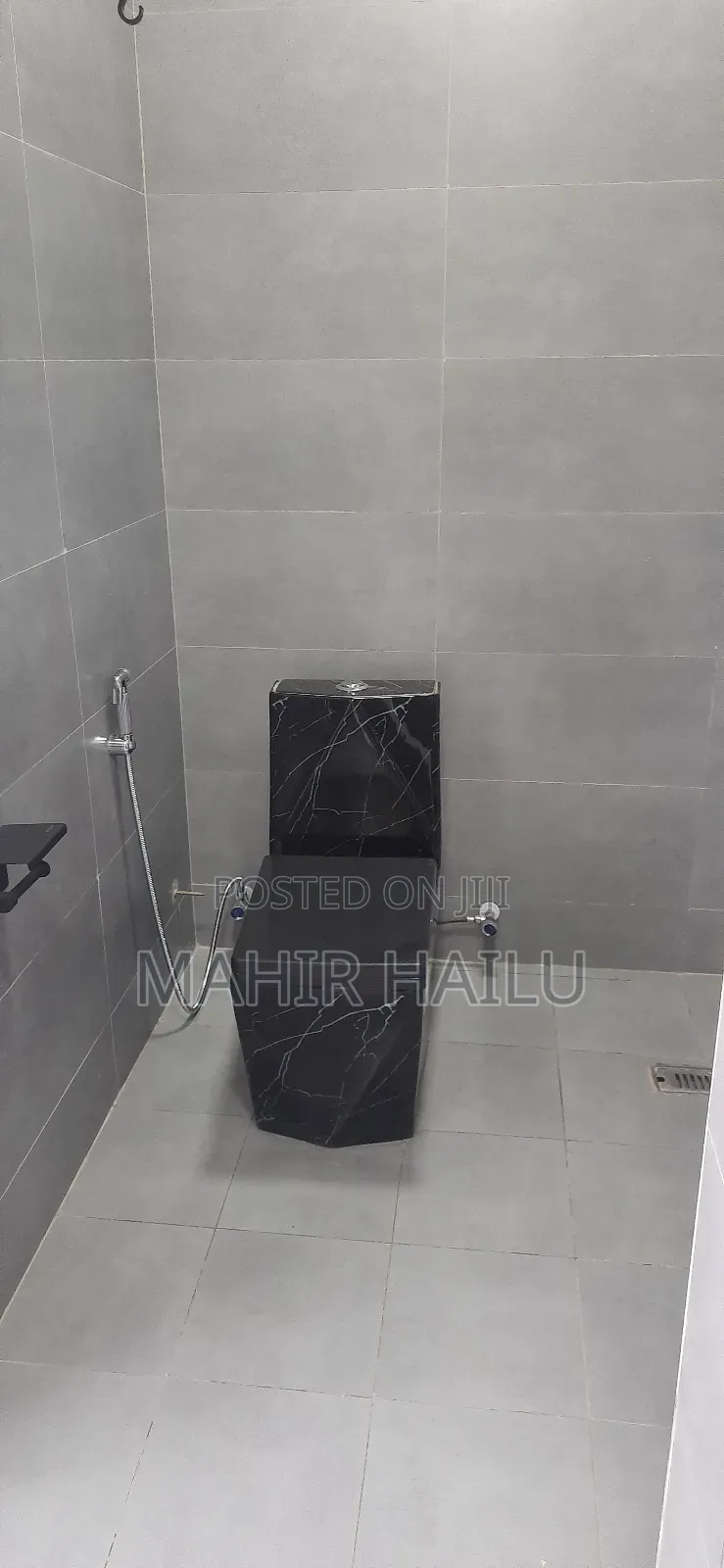 7bdrm House in ፊጋ, Bole for rent