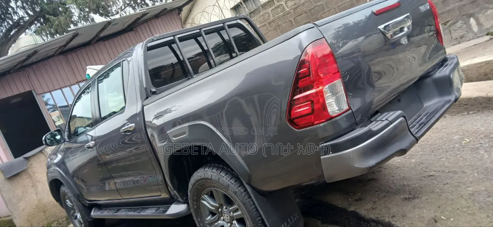 Toyota Hilux 2020 Silver