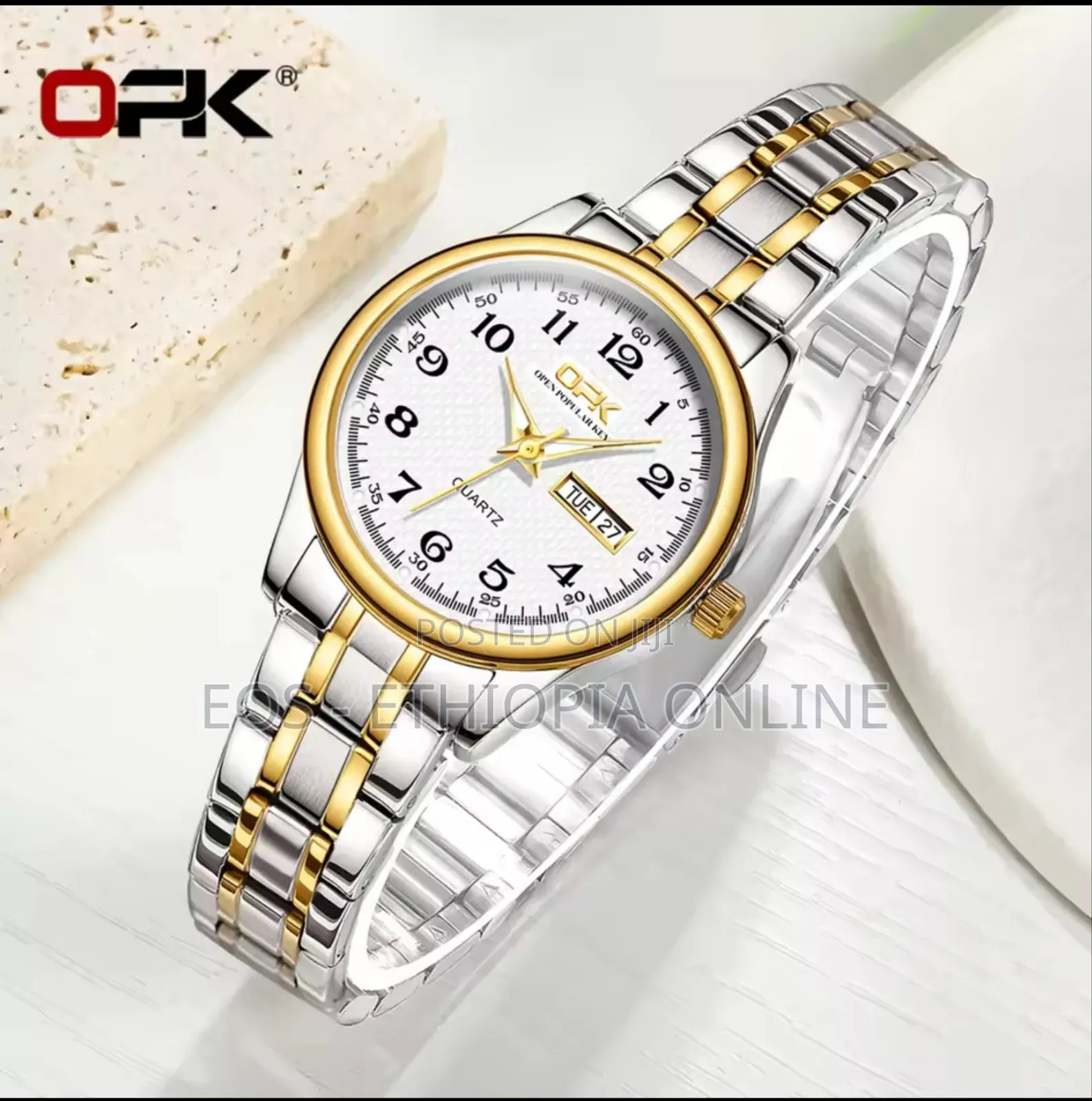 Women's Luxurious Quartz Watch - With Box [Preorder]