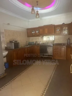 5bdrm Villa in Adis Ababa, Bole for sale