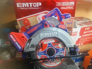 Cordless Curcular Machine