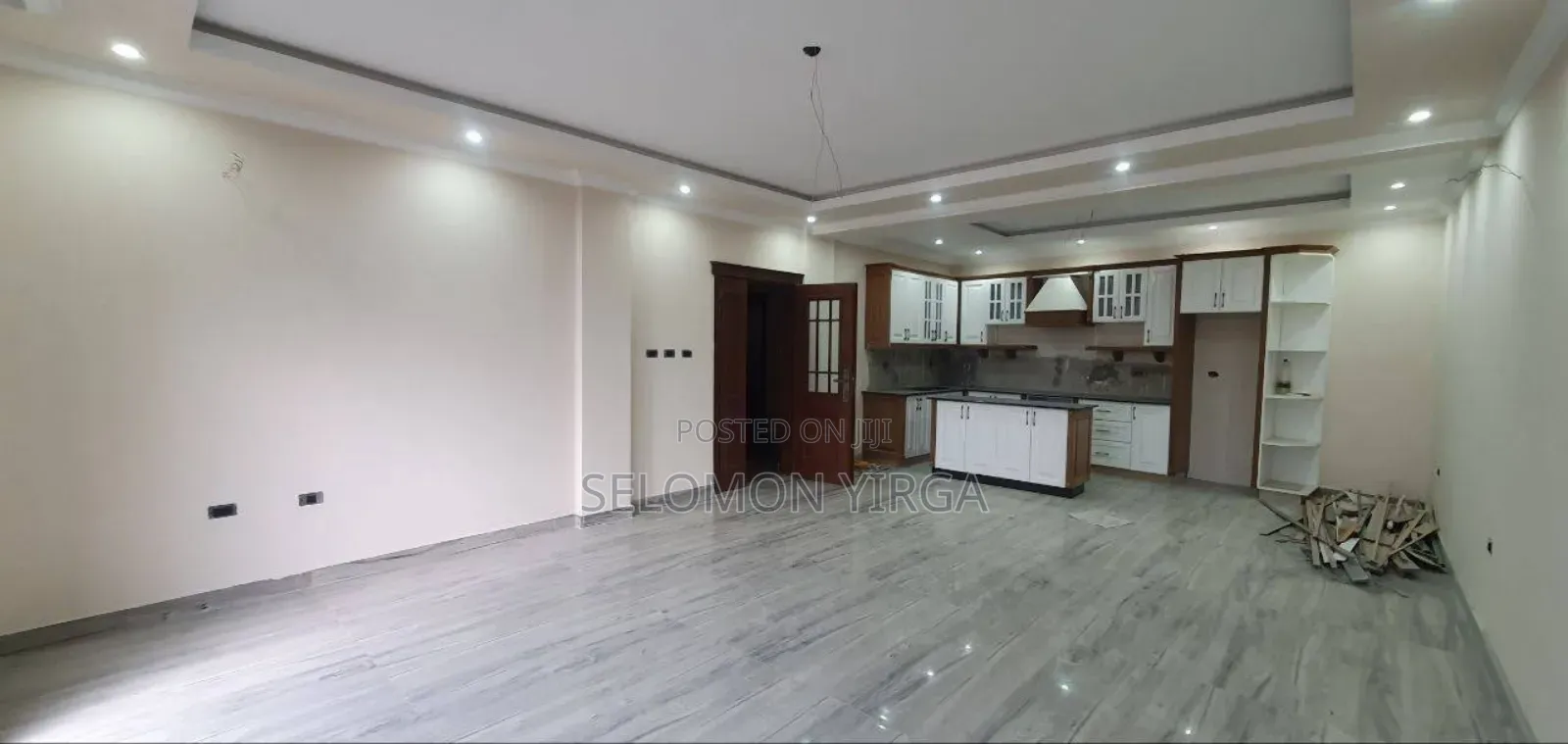 7bdrm House in Adis Ababa, Bole for sale