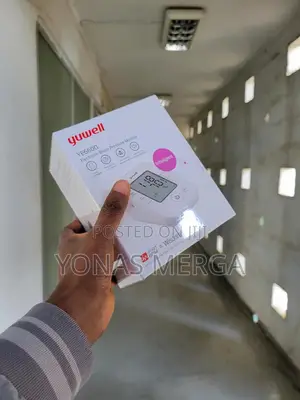 Photo - Conveniet Blood Pressure Monitor的襬bp Monitor=Various Medical