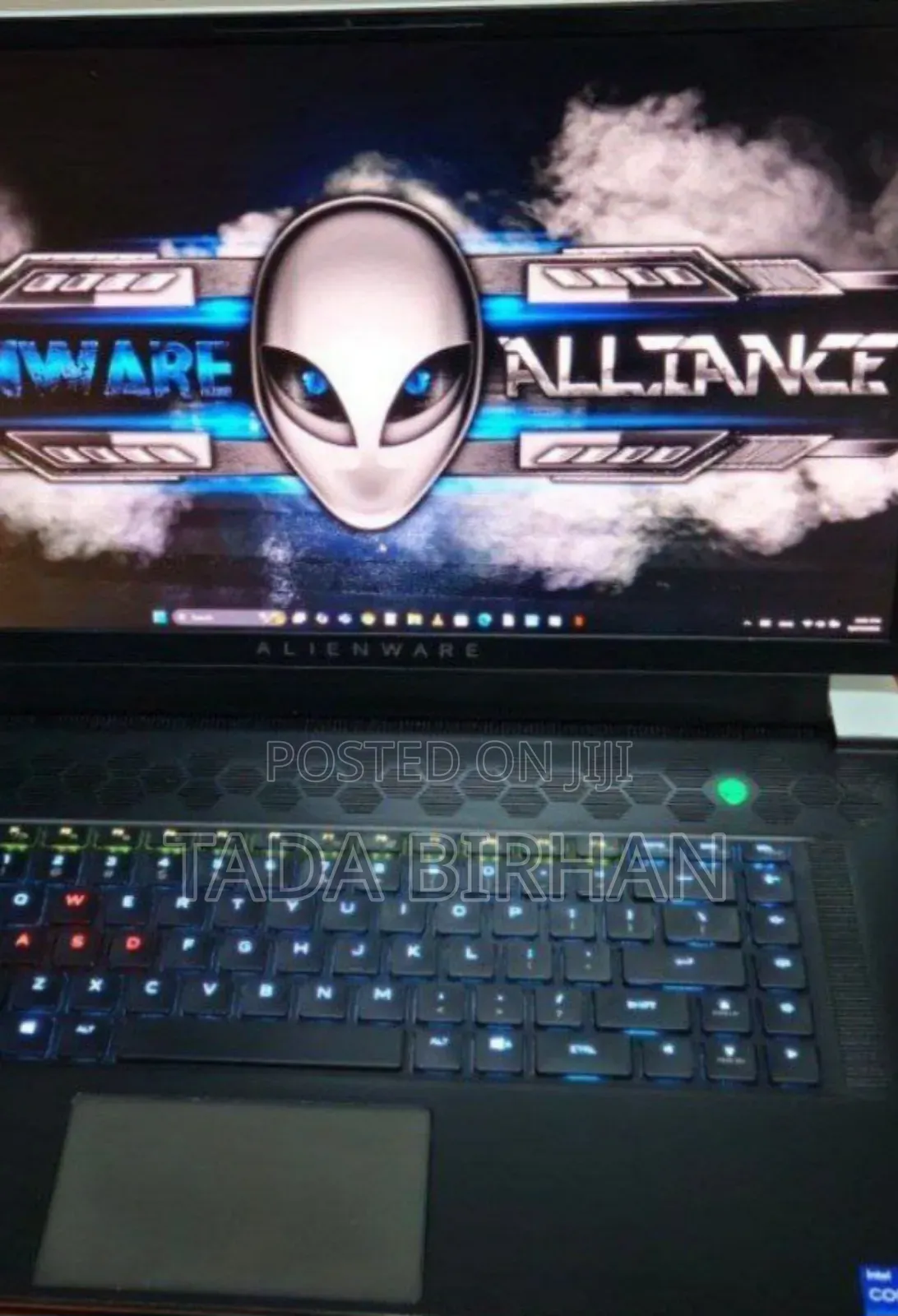 New Laptop Alienware M17x R2 16GB Intel Core I7 SSD 1T