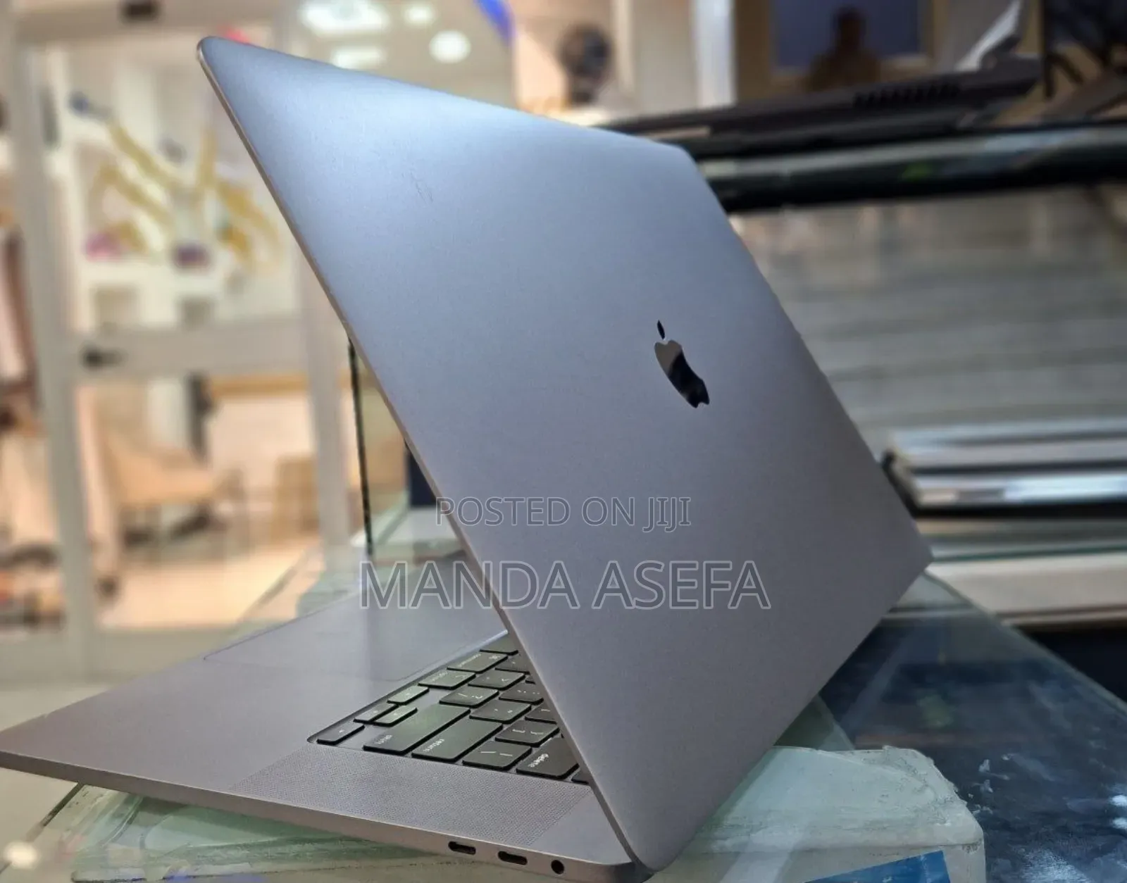 New Laptop Apple MacBook Pro 2019 32GB Intel Core I9 SSD 1T